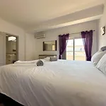 Casa Bella - A Charming House In *