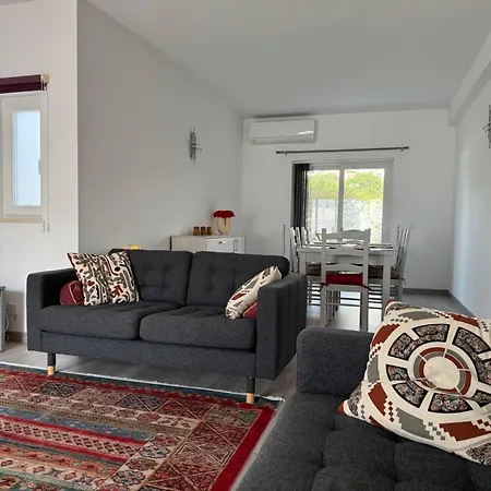 Casa Bella - A Charming House In Сasa de vacaciones *
